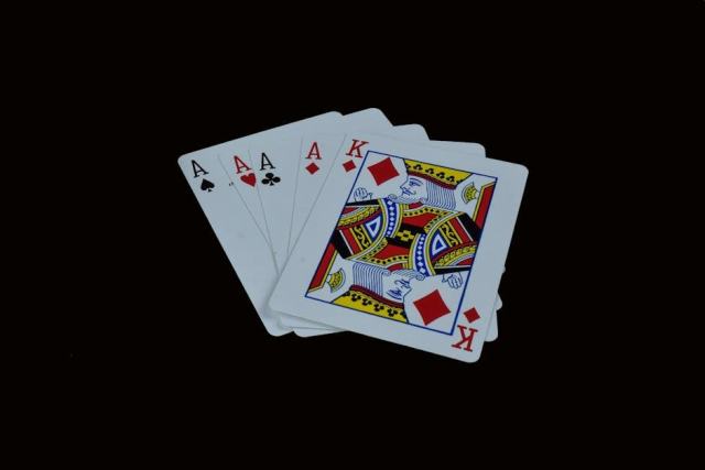 Canasta vs rami : comparatif complet des deux jeux Canasta vs rami : comparatif complet des deux jeux